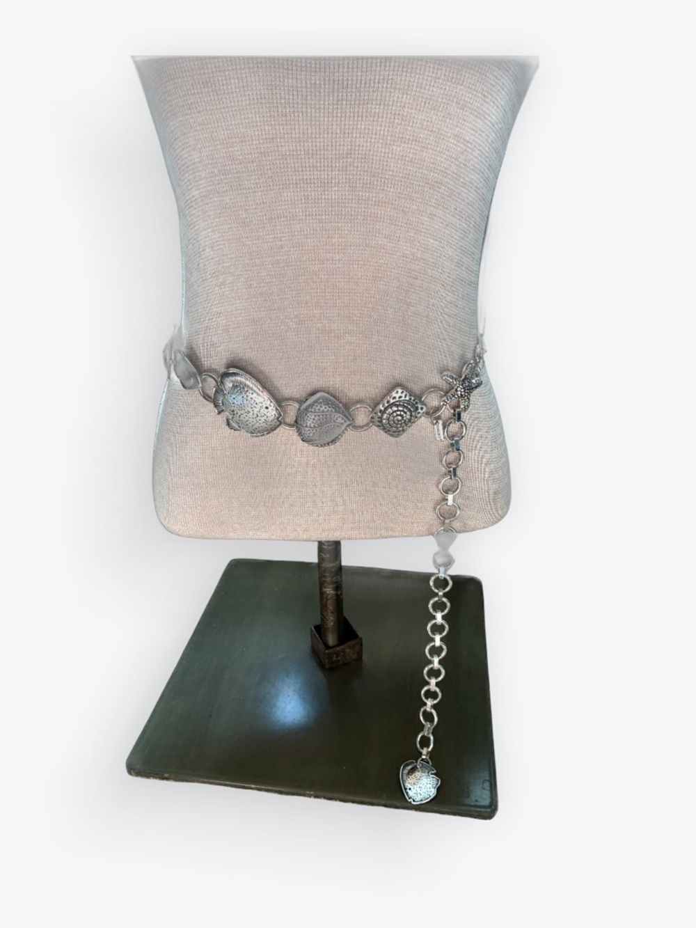 Chico’s Silver Starfish Shell Theme Chain Belt Nautical Fish